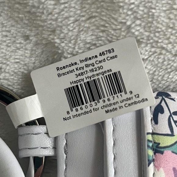 NWT Bracelet Key Ring Card Case - Happy Hydrangeas - Picture 3 of 3